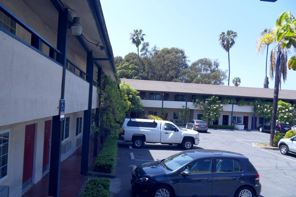 Rose Garden Inn Santa Barbara Exterior foto